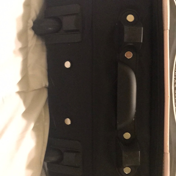 Victoria Secret luggage - Picture 2 of 4